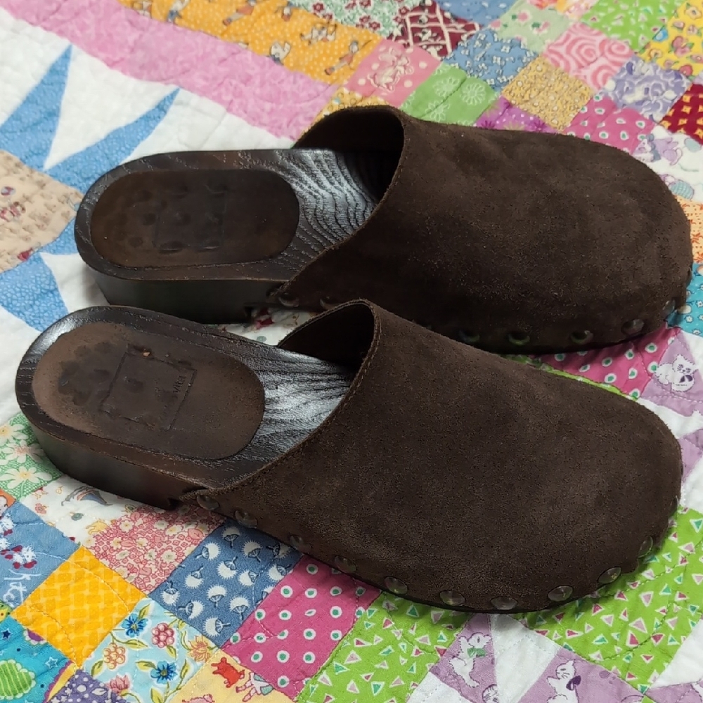 Dolce Vita Chocolate Brown Wooden Leather Studded Clogs 39 8